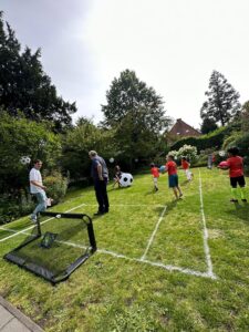 Freestyle-Voetbal-Kinderfeestje-achtertuin